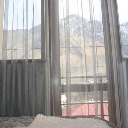 Hotel Gergeti Kasbegi Buitenkant foto